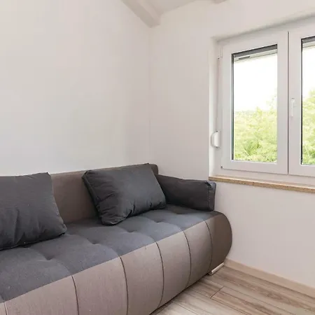 Four Bedroom Holiday In Putini Kanfanar