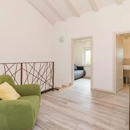 Four Bedroom Holiday In Putini * Kanfanar